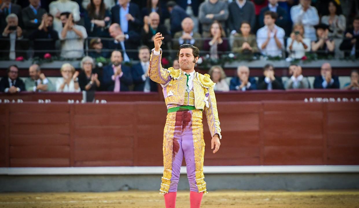 Morante de la Puebla se corta la coleta en los medios de Madrid