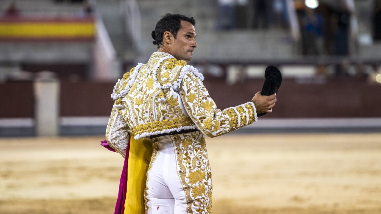 Saludos de Antonio Puerta en su confirmación